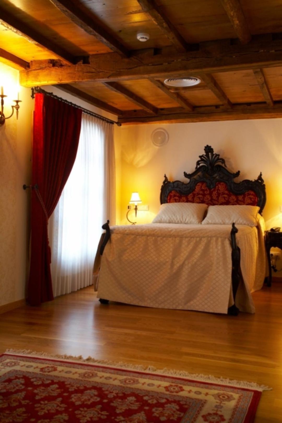 Hotel Vila Do Val O Valadouro Bagian luar foto