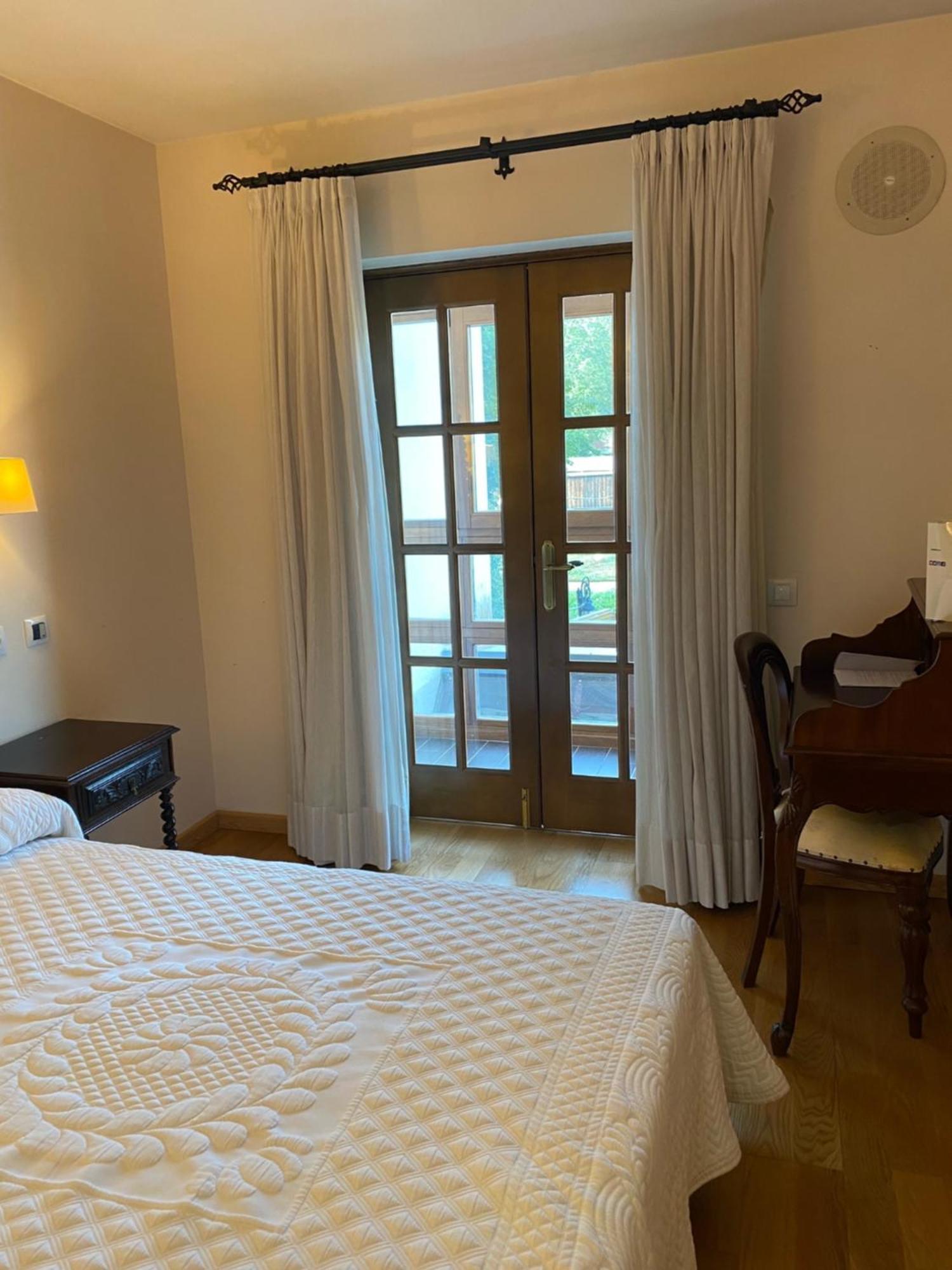 Hotel Vila Do Val O Valadouro Bagian luar foto