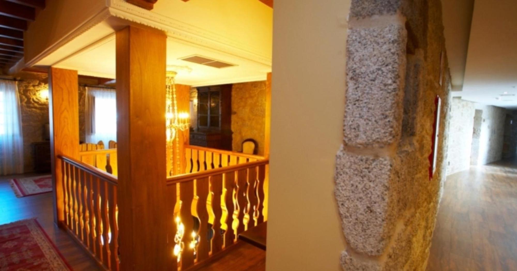 Hotel Vila Do Val O Valadouro Bagian luar foto