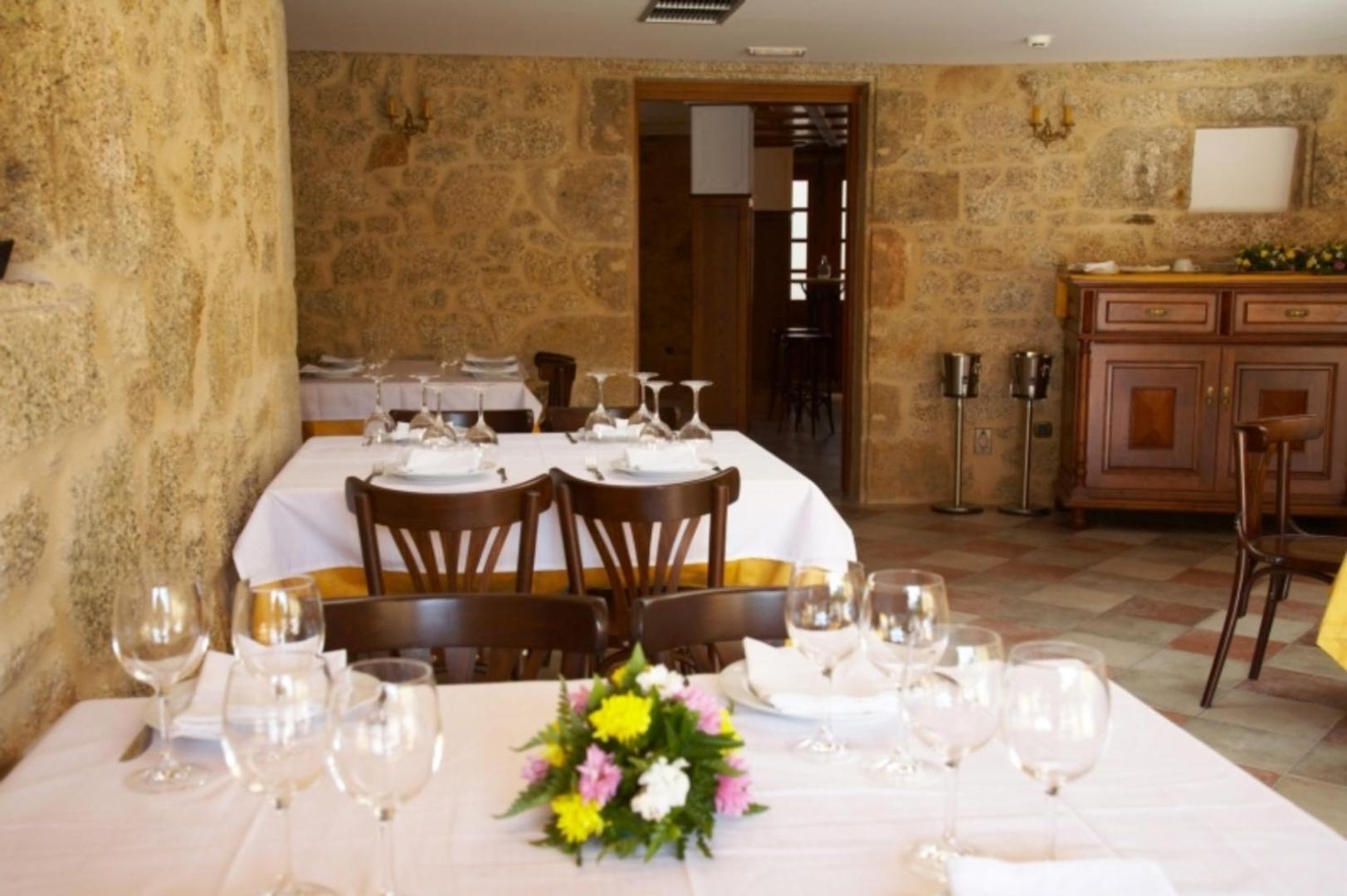 Hotel Vila Do Val O Valadouro Bagian luar foto