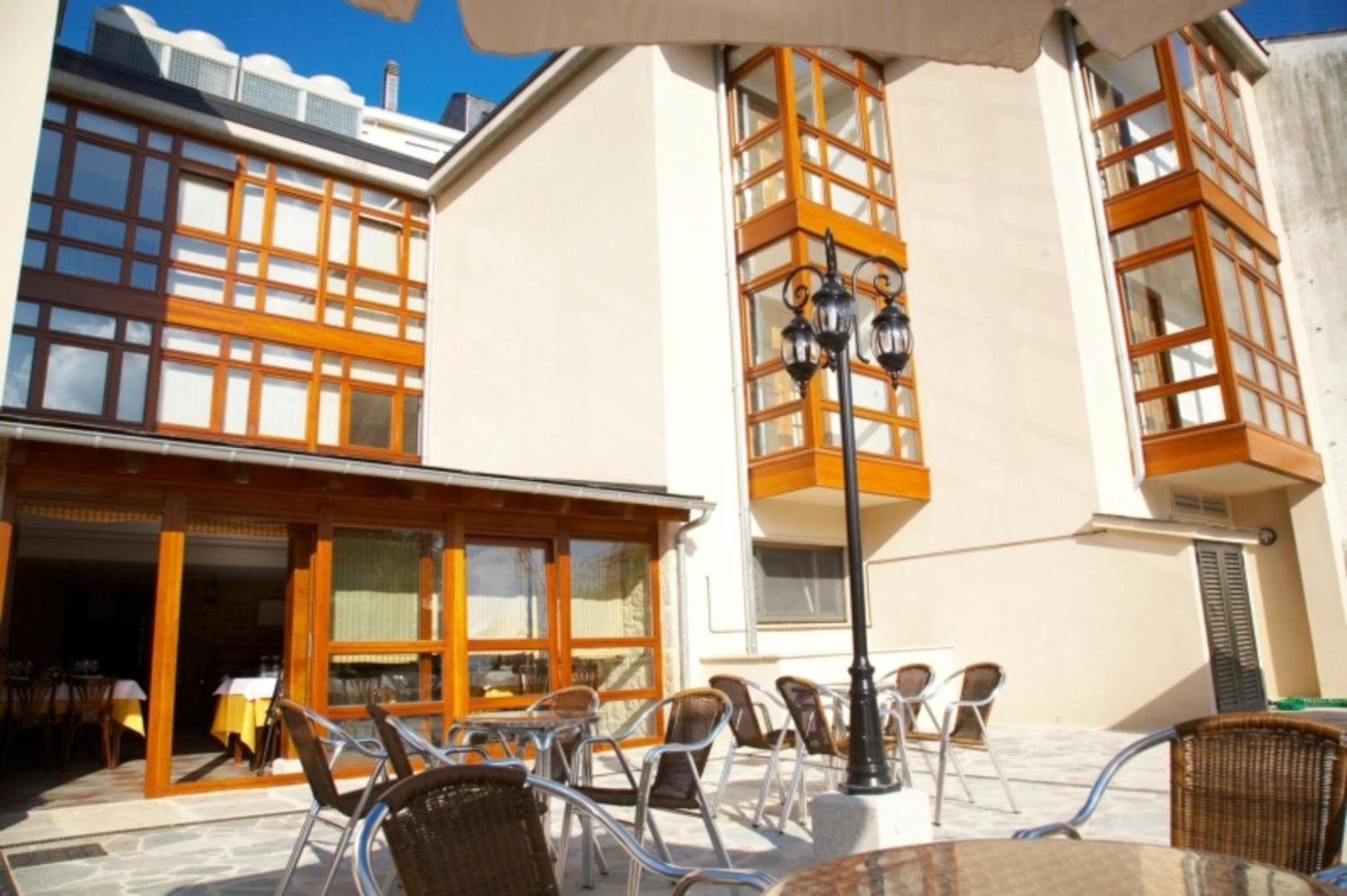 Hotel Vila Do Val O Valadouro Bagian luar foto
